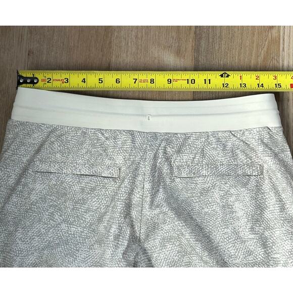 Athleta Venture‎ Printed Pant Size 6P - Picture 11 of 12